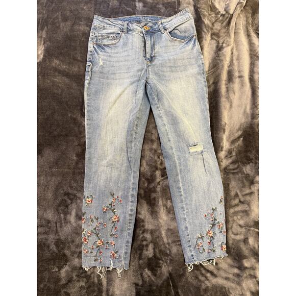 Time and Tru Skinny Jeans Womens 10 Floral Embroidered Distressed Denim Pants - Picture 2 of 11